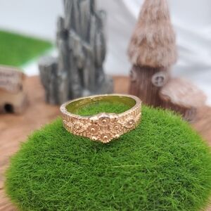 India Floral Ring Size 6 R810